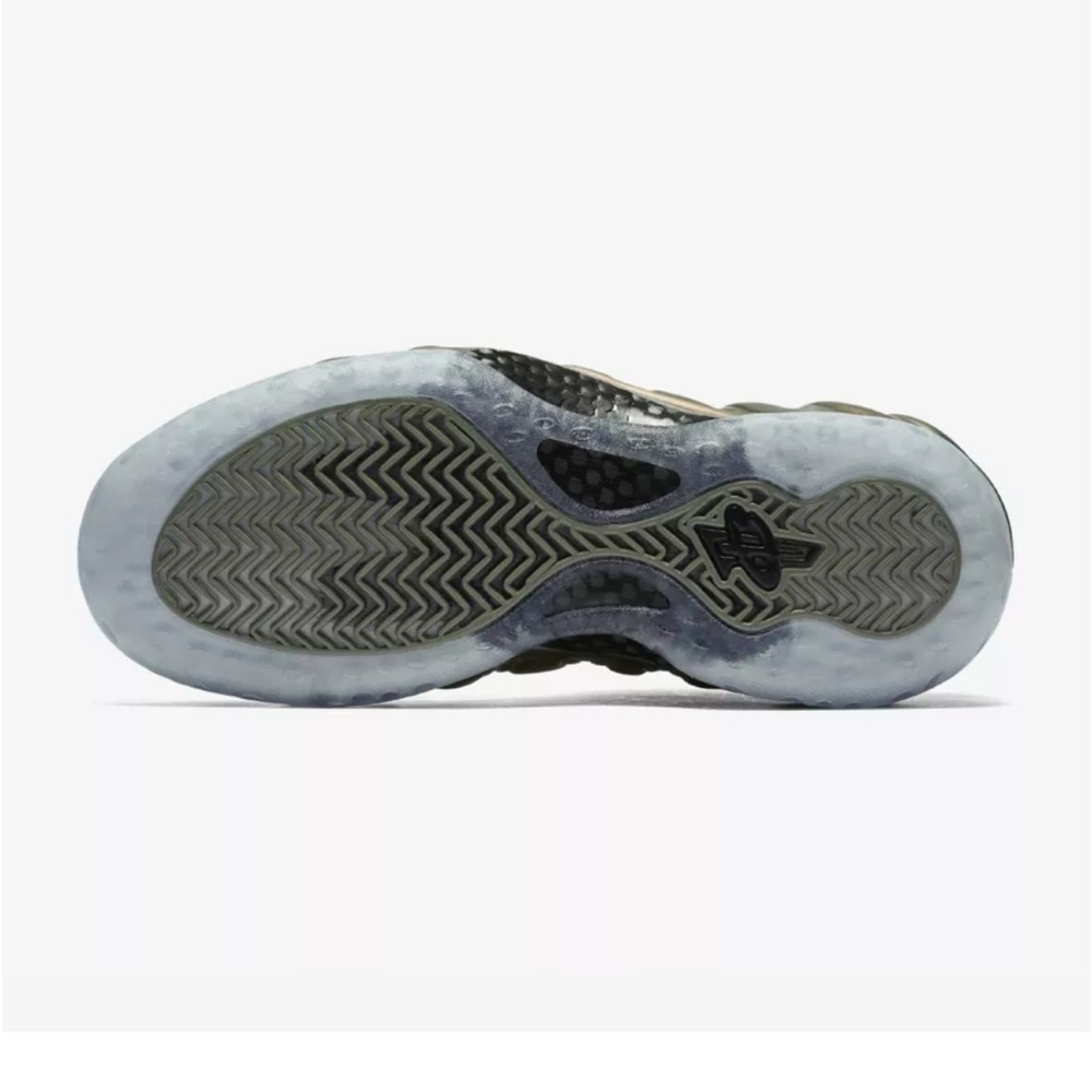 Women’s Nike Air Foamposite One Dark Stucco Green Black - Picture 7 of 17